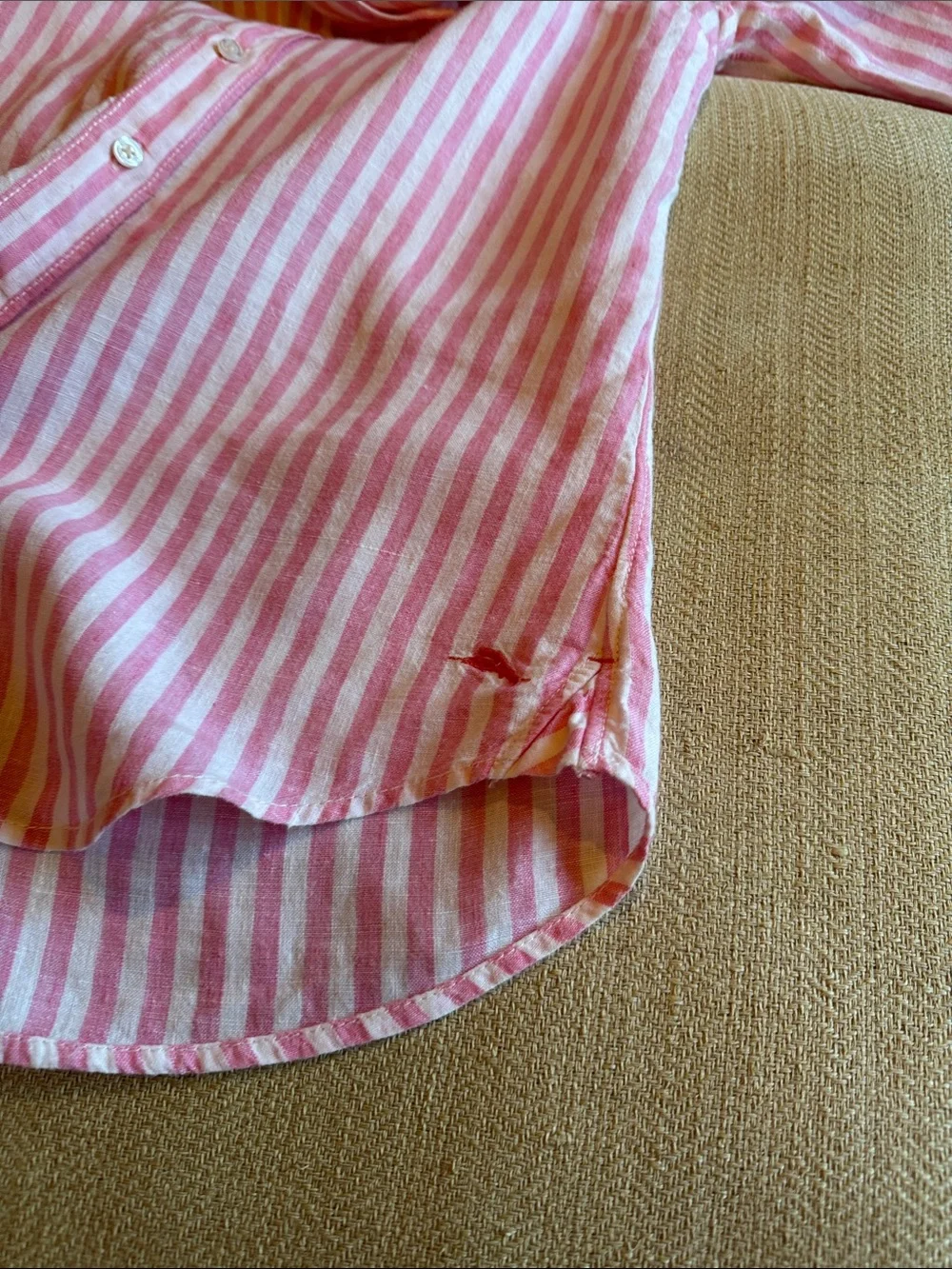Tommy Bahama Woman’s Large 100% Linen Pink and White Striped Button-Up Shirt - Picture 5 of 11